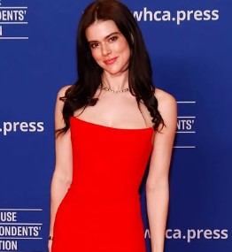 Lydia Moynihan height