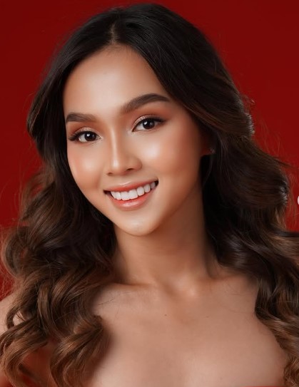 Jela Cuenca Biography