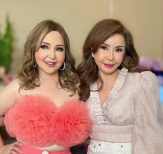 Small Laude siblings