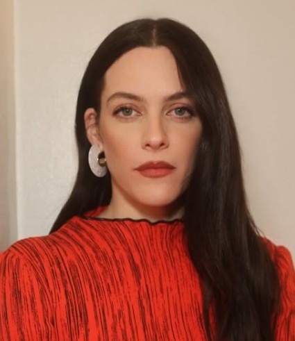 how old is Riley Keough