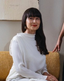 Dakota Johnson Verity