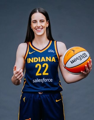 Caitlin Clark biography 2026